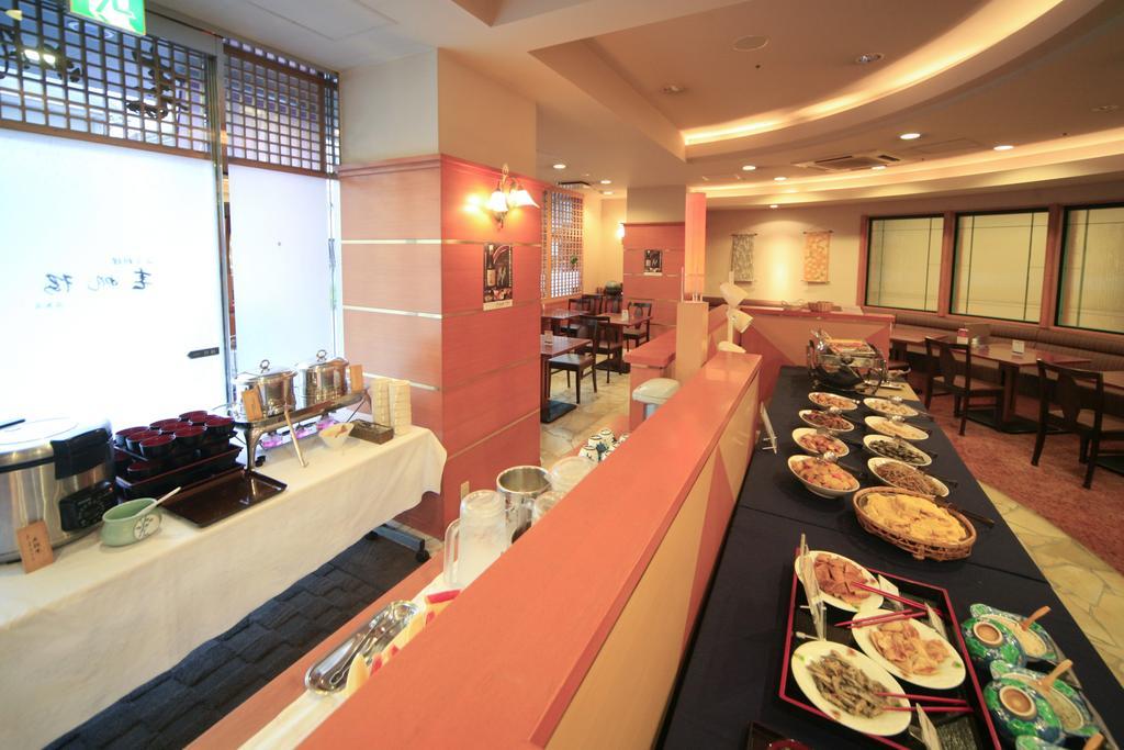 Via Inn Hiroshima Kanayamacho Esterno foto
